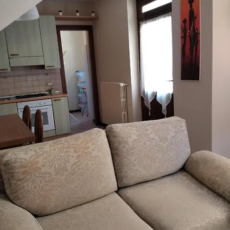 Apartment Il Giardino Di Laura Toscolano Maderno